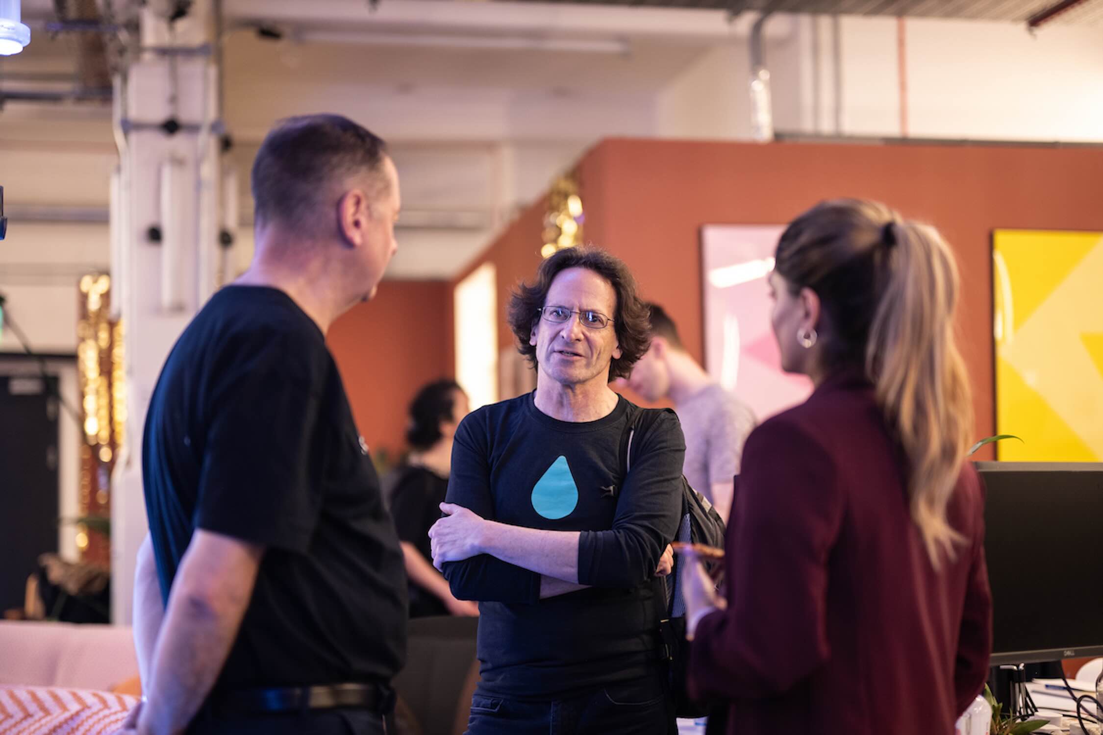 Arranging familiar faces to participate / judge events, like Anthony Rose